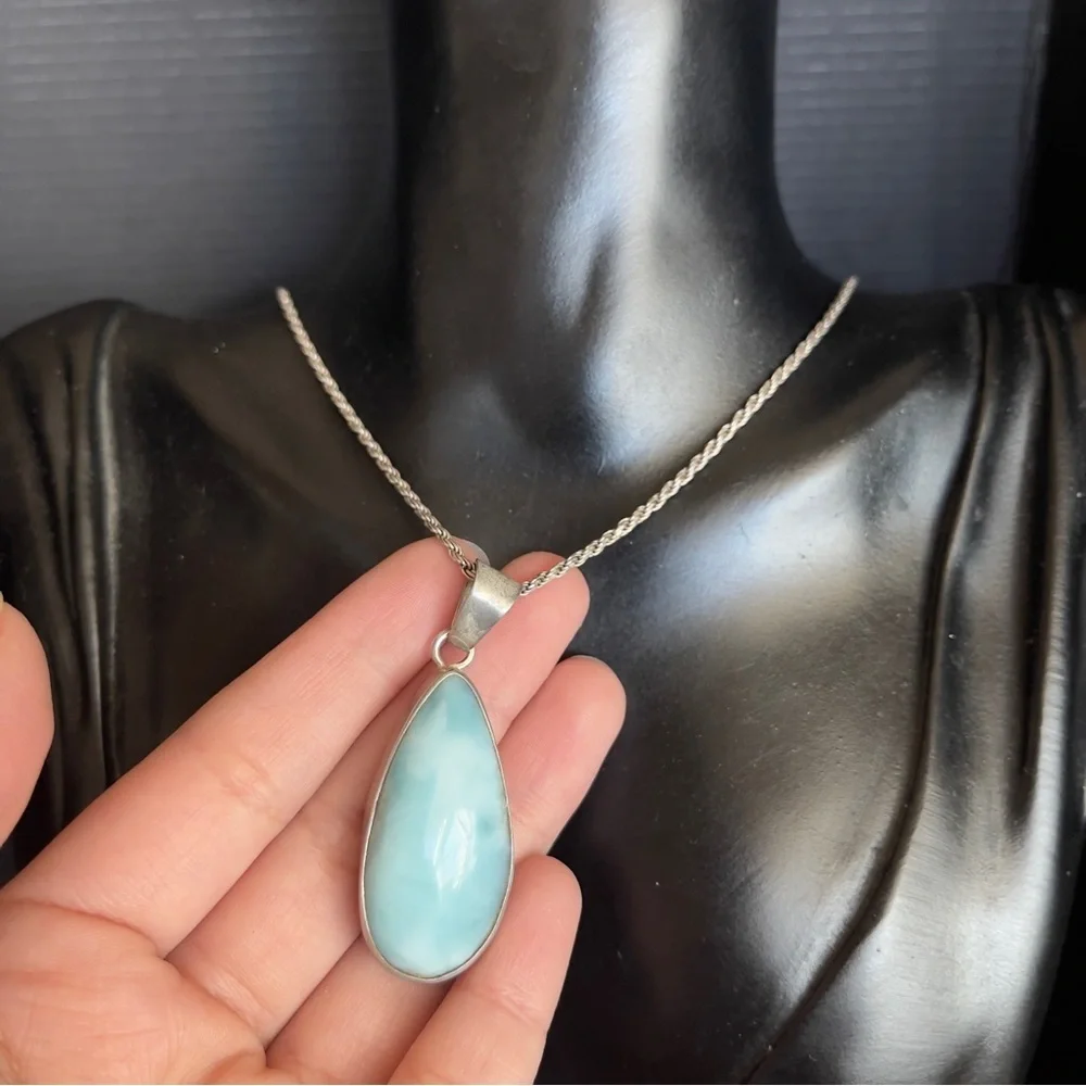 Very heavy Sterling silver larimar 20 inch necklace 2 inch pendant